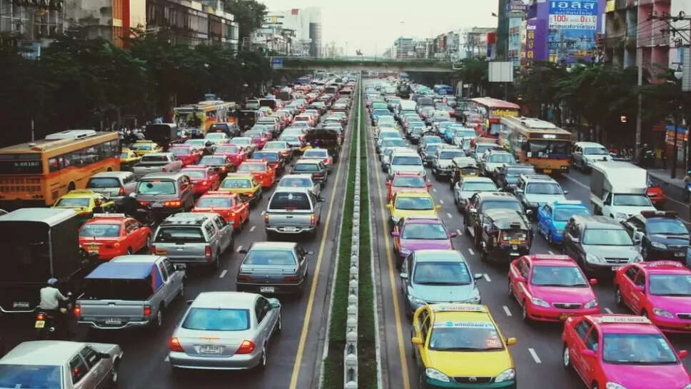 Kashmiri gate traffic jam