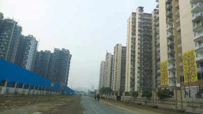 Noida property scames